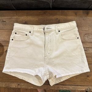 Abercrombie and Fitch high rise mom shorts